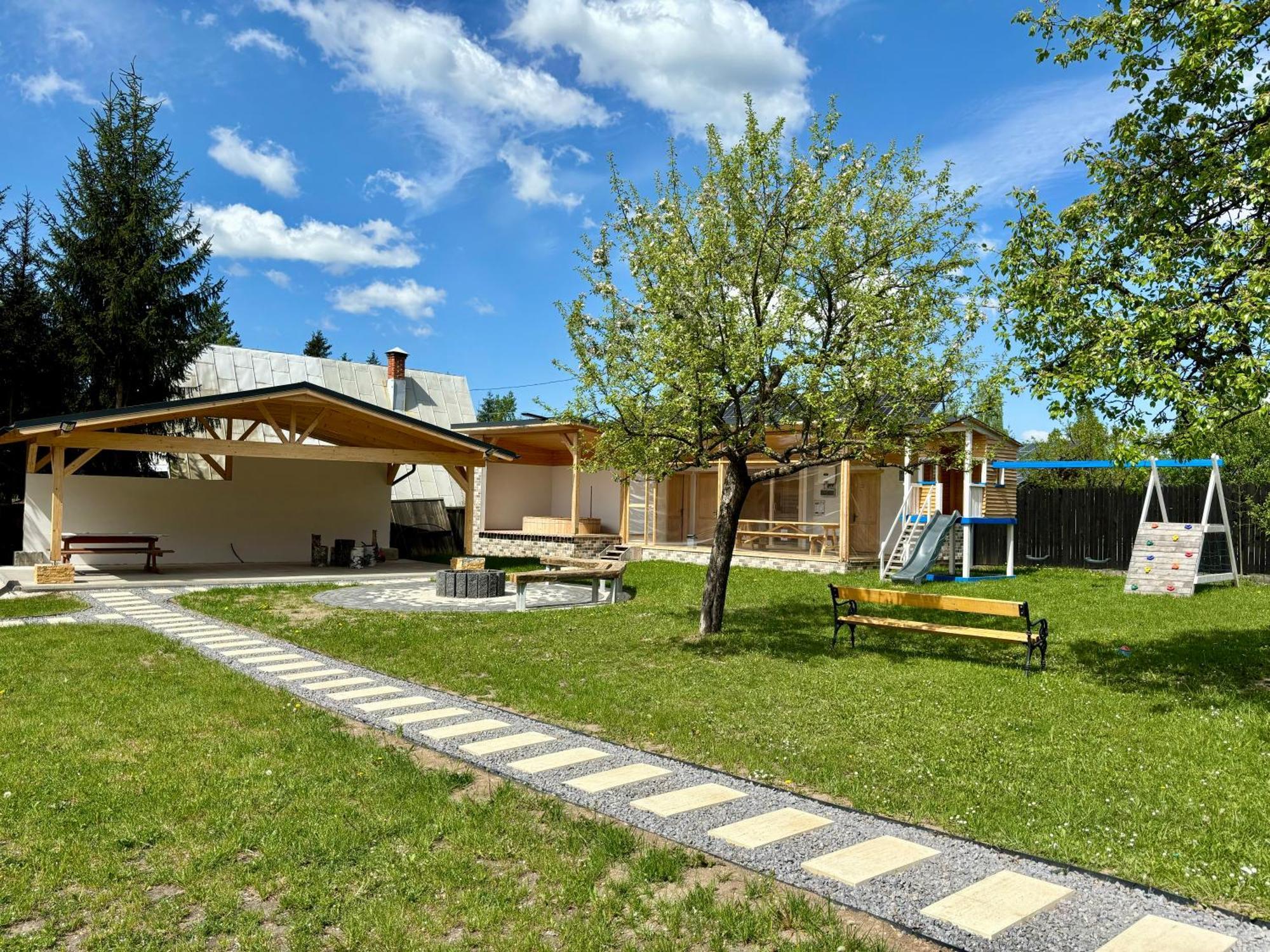 Casa Tinca 2 Villa Izvoru Muresului Exterior photo